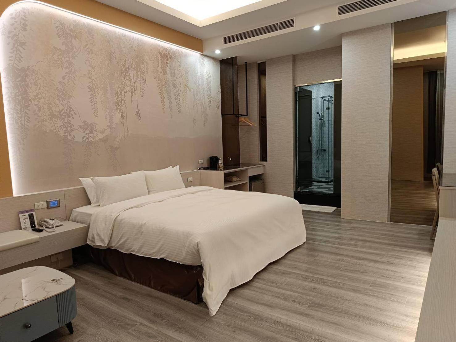 Romantic Code Art Motel Shanhua Bagian luar foto